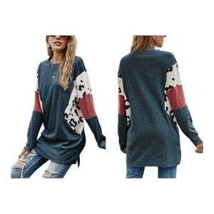 Floral Blooming Navy Leopard Contrast Crewneck Tunic